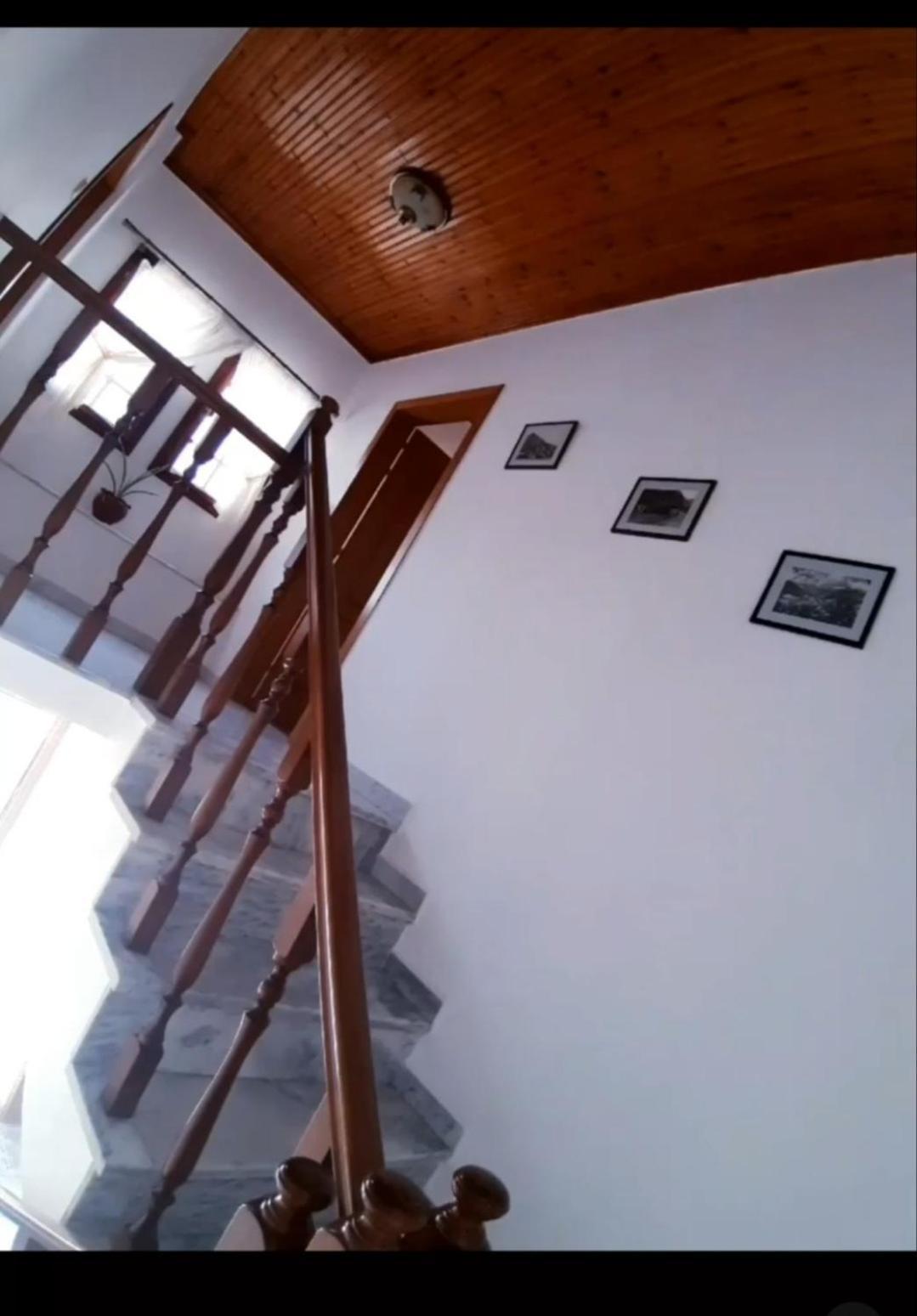 Guest House J.Prifti Берат Екстериор снимка