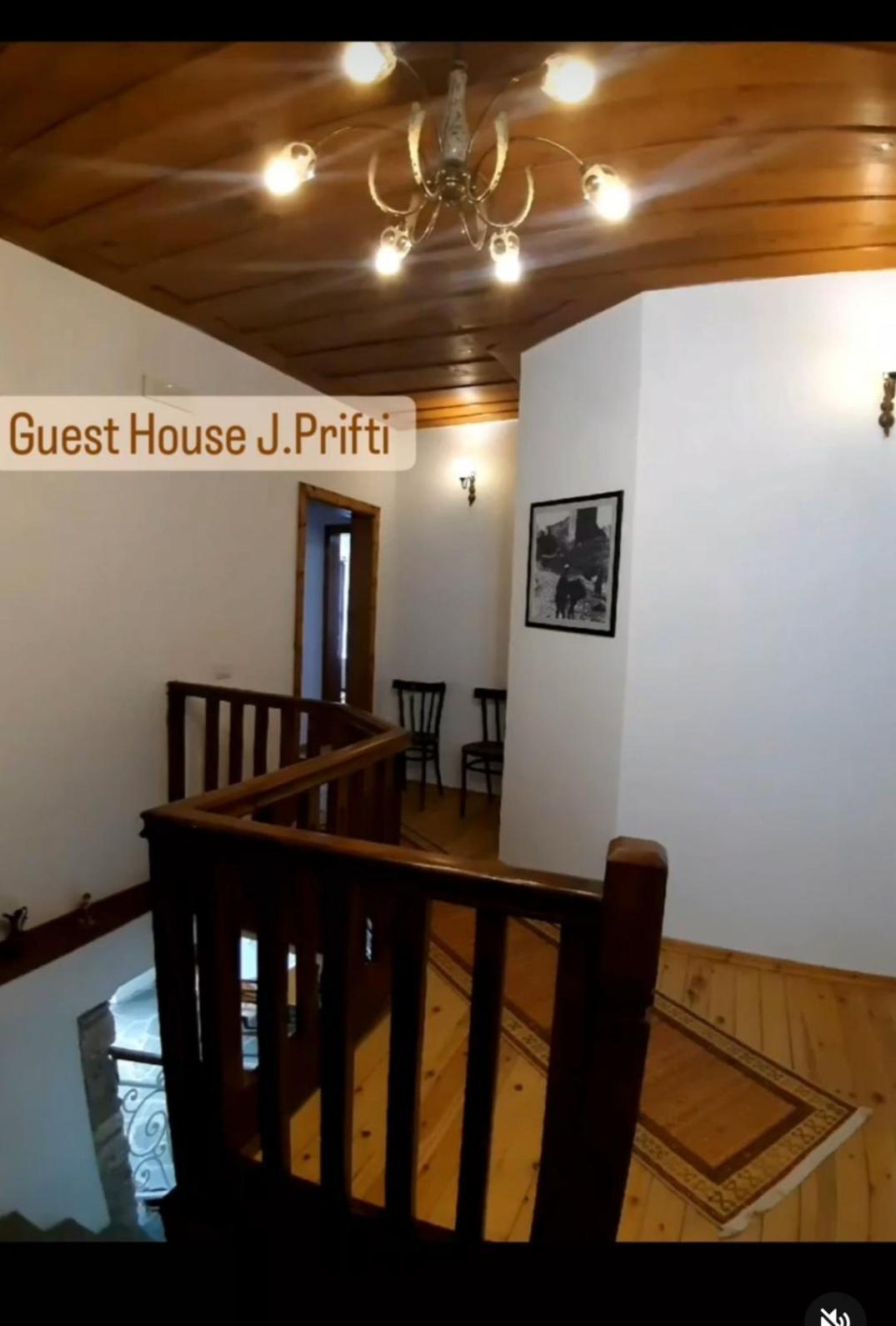 Guest House J.Prifti Берат Екстериор снимка
